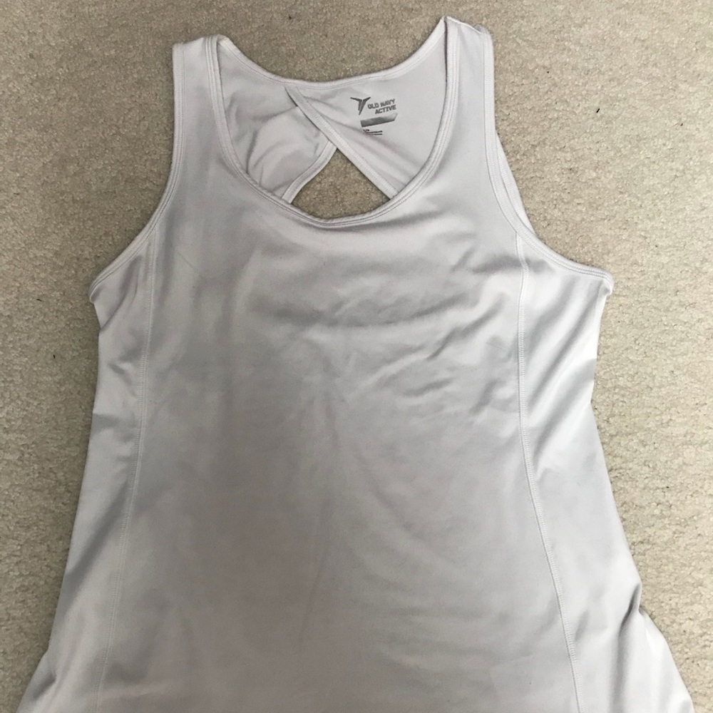 Old Navy Active Crossback Keyhole Performance Tank
